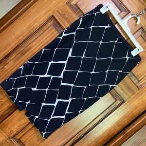 The Limited 6 Navy Pencil Skirt